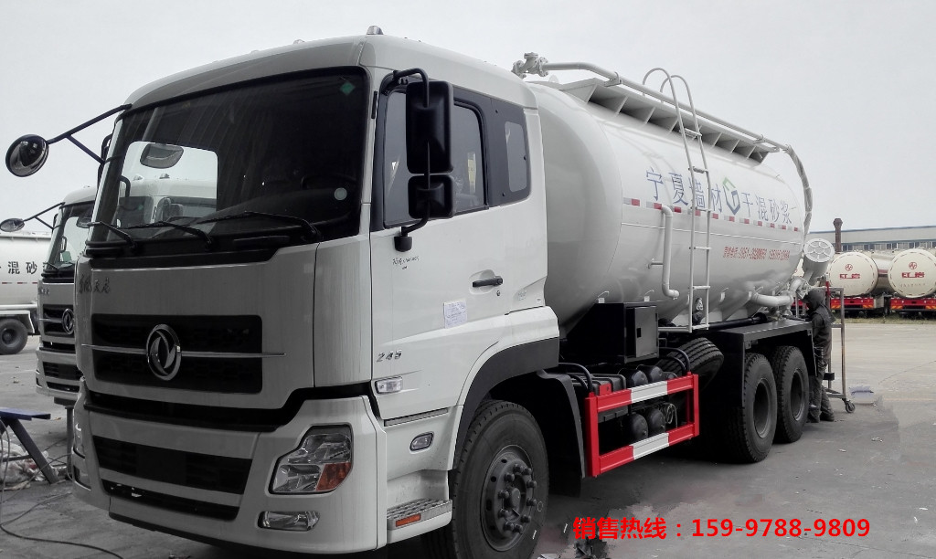 重慶豐都縣砂漿罐車 中國重汽集團(tuán)湖北華威專用汽車品質(zhì)之選